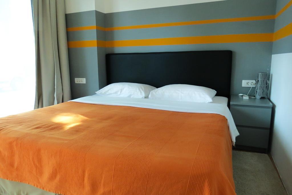 Bed And Breakfast Four Rooms Zadar Buitenkant foto