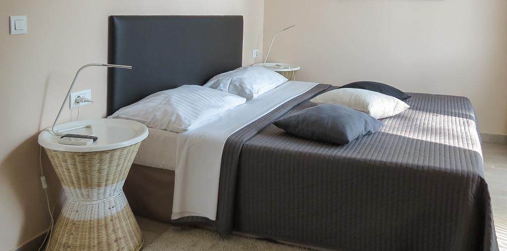 Bed And Breakfast Four Rooms Zadar Buitenkant foto